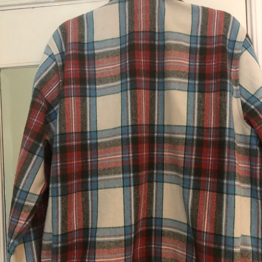 Dickies Construct plaid flannel jacket. - Picture 5 of 5